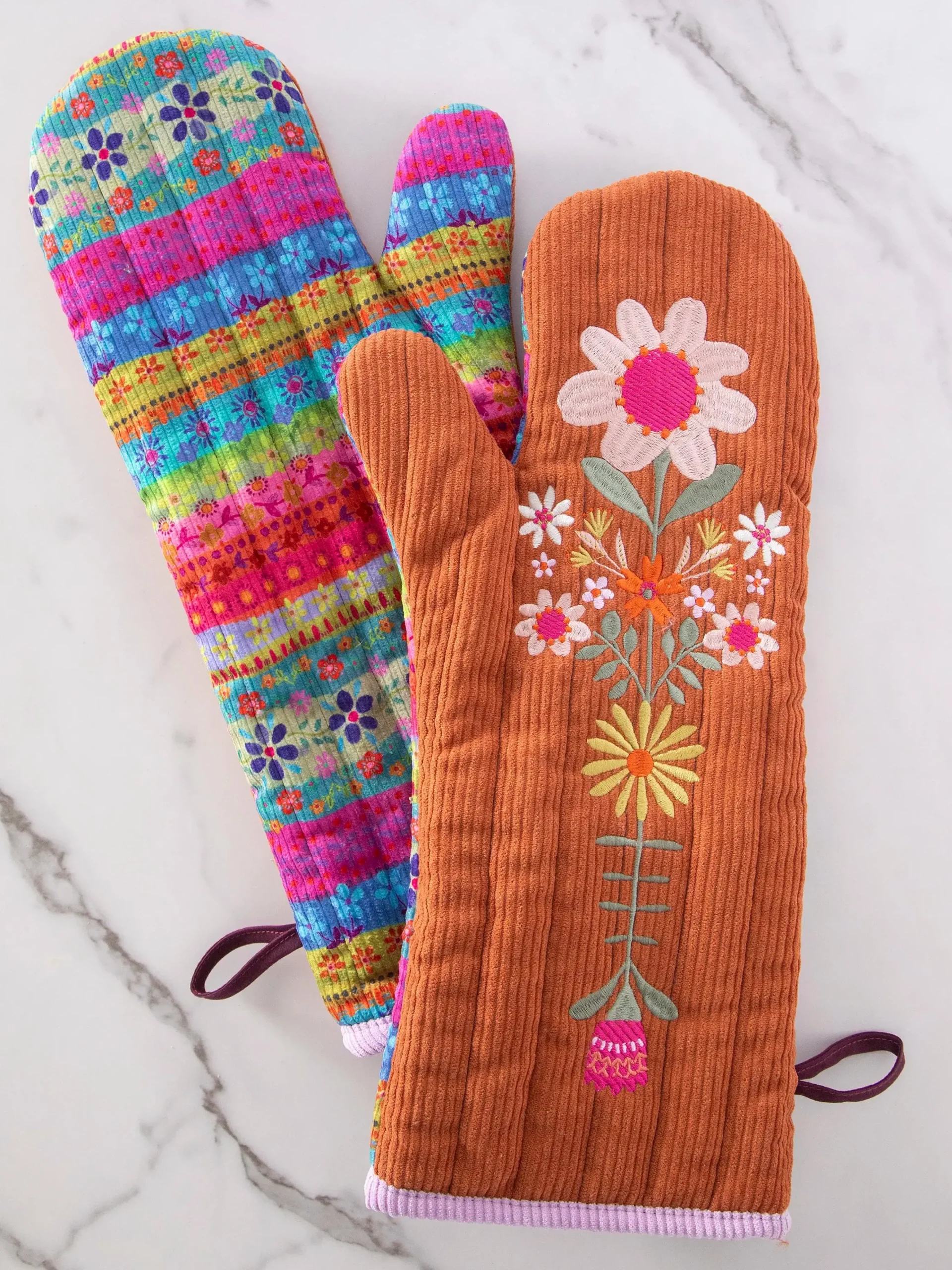 Bake Happy Double-Sided Oven Mitt - Rust Folk Flower