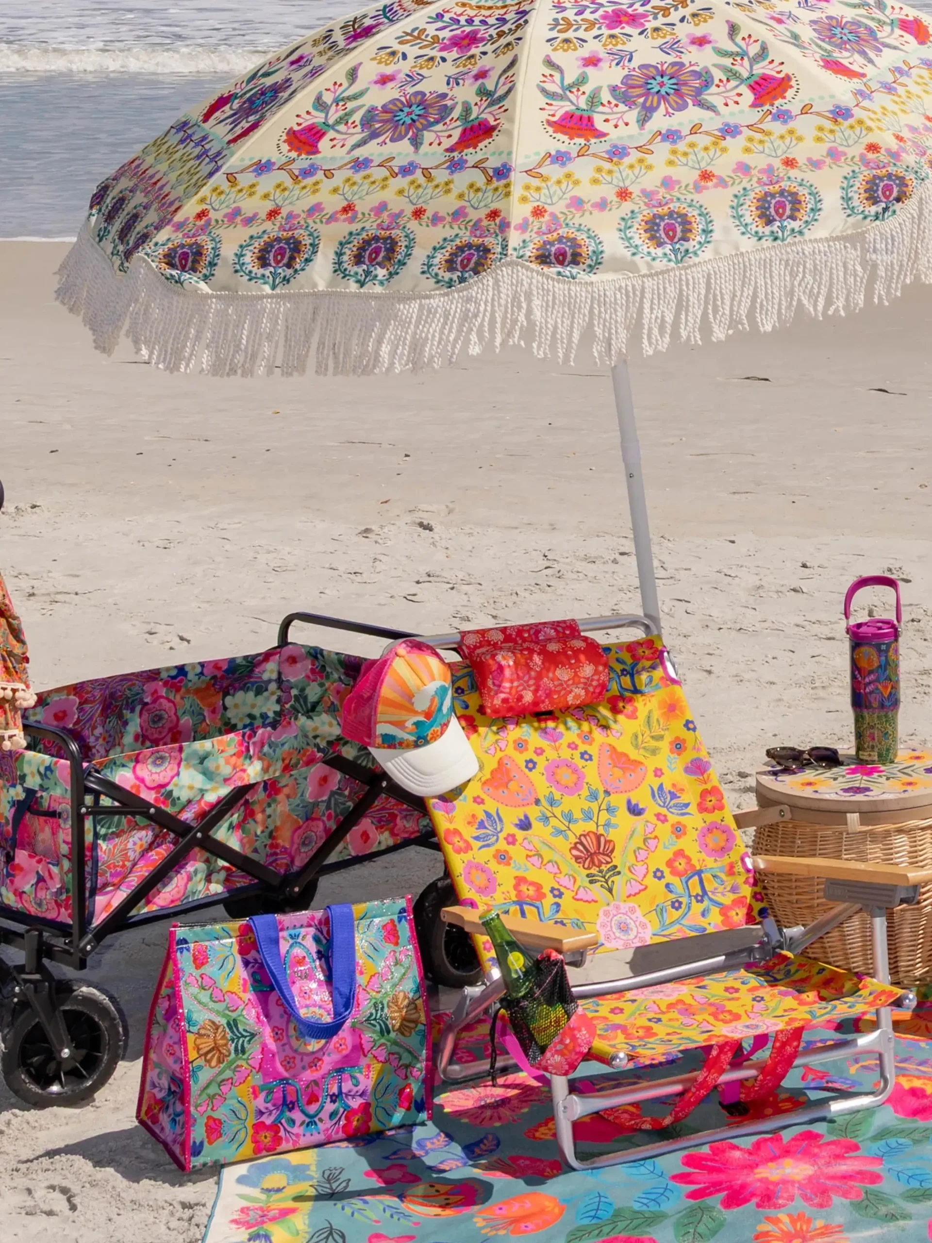 Beach Umbrella - Cream Borders