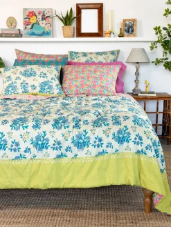 Bungalow Reversible Cotton Quilt - Wildflower Pop