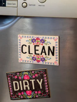 Double-sided Dishwasher Magnet - Floral Border
