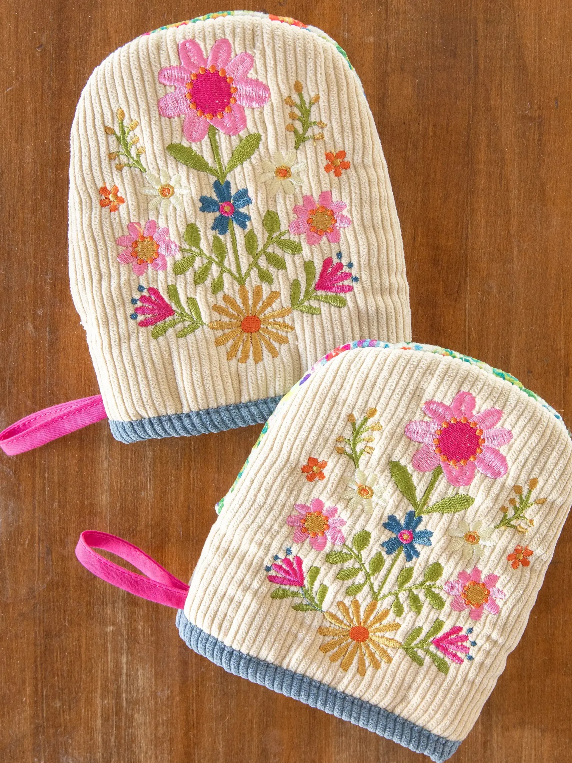 Embroidered Mini Oven Mitts, Set of 2