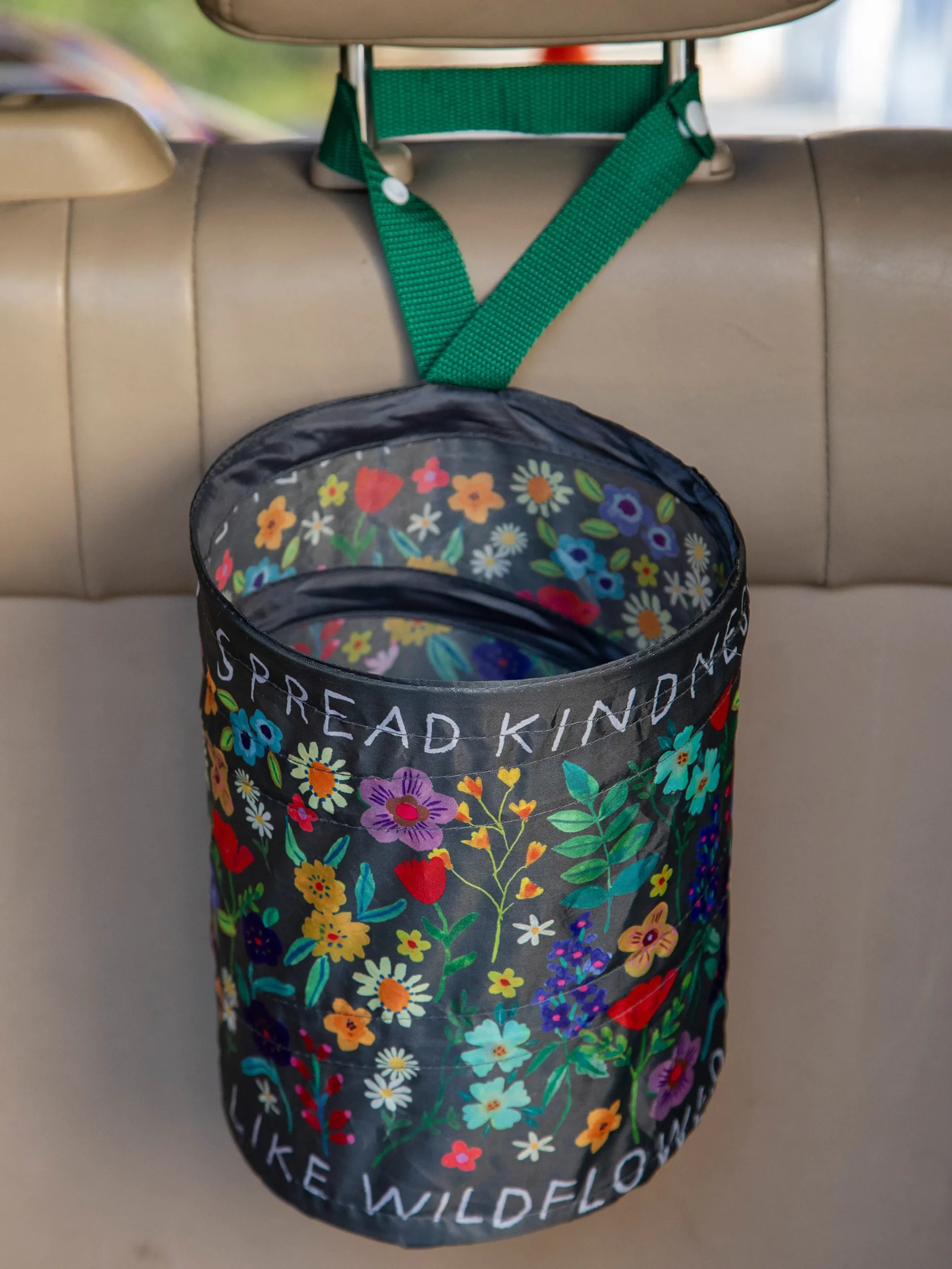 Pop-Up Car Trash Can - Spread Kindness