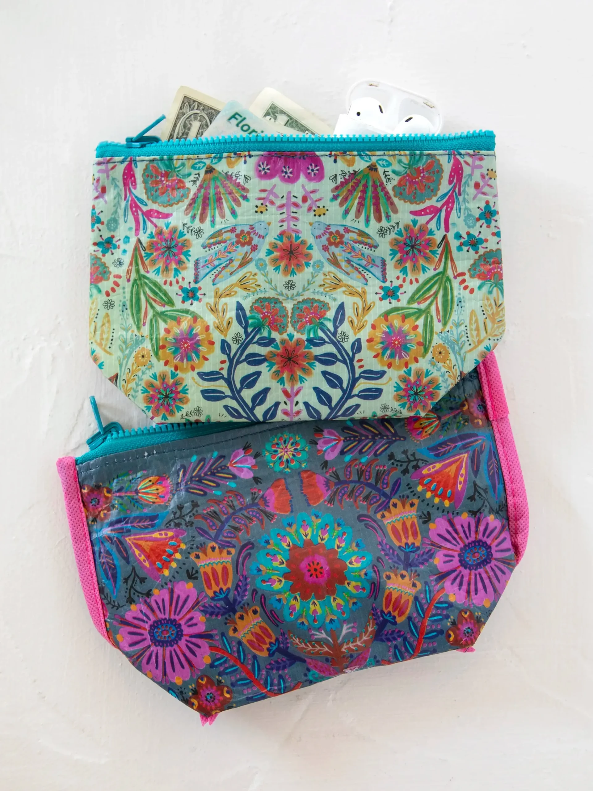 Small Recycled Zipper Pouch - Cream Floral