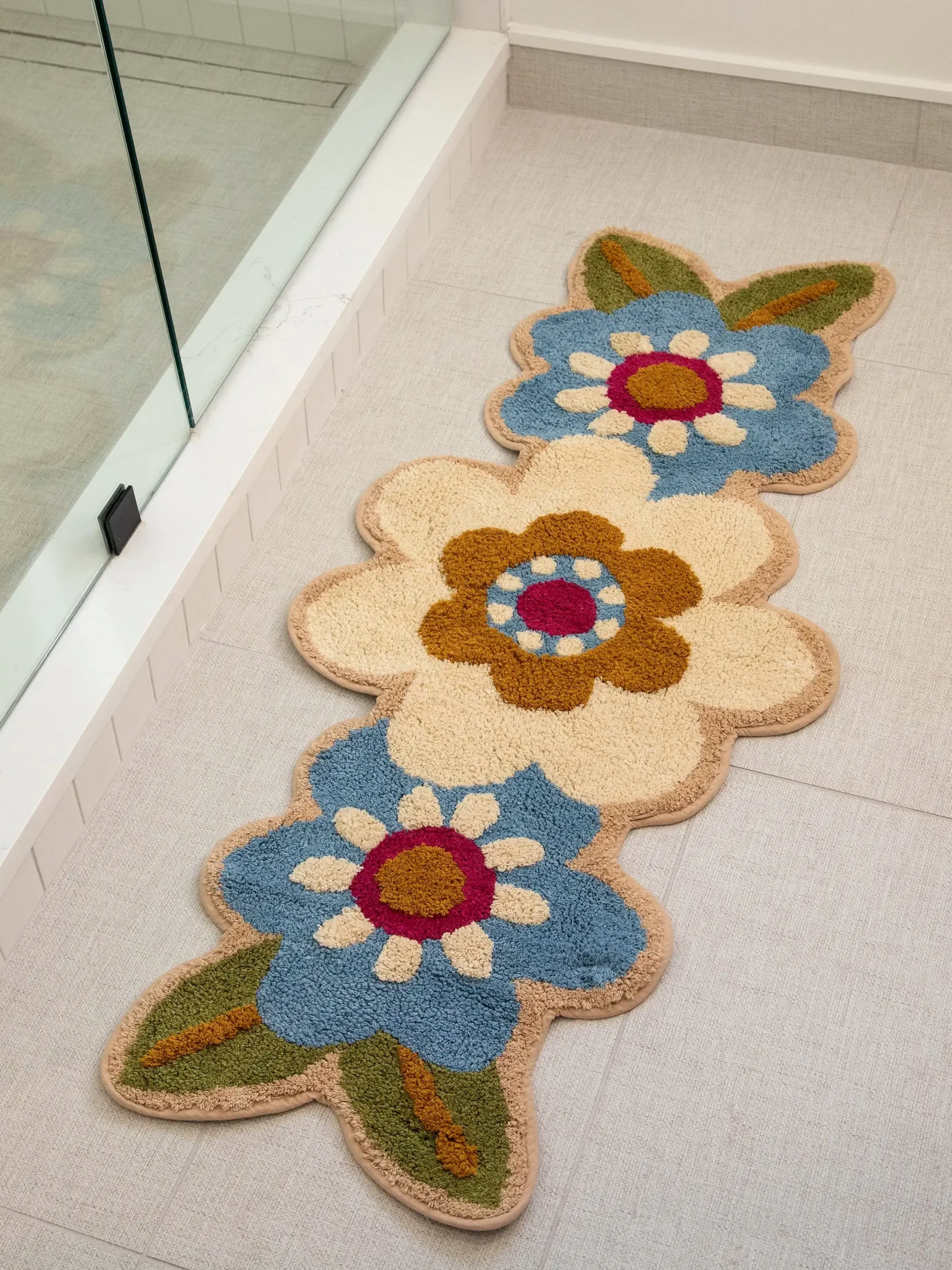 Tufted Runner Bath Mat - Cream Flower