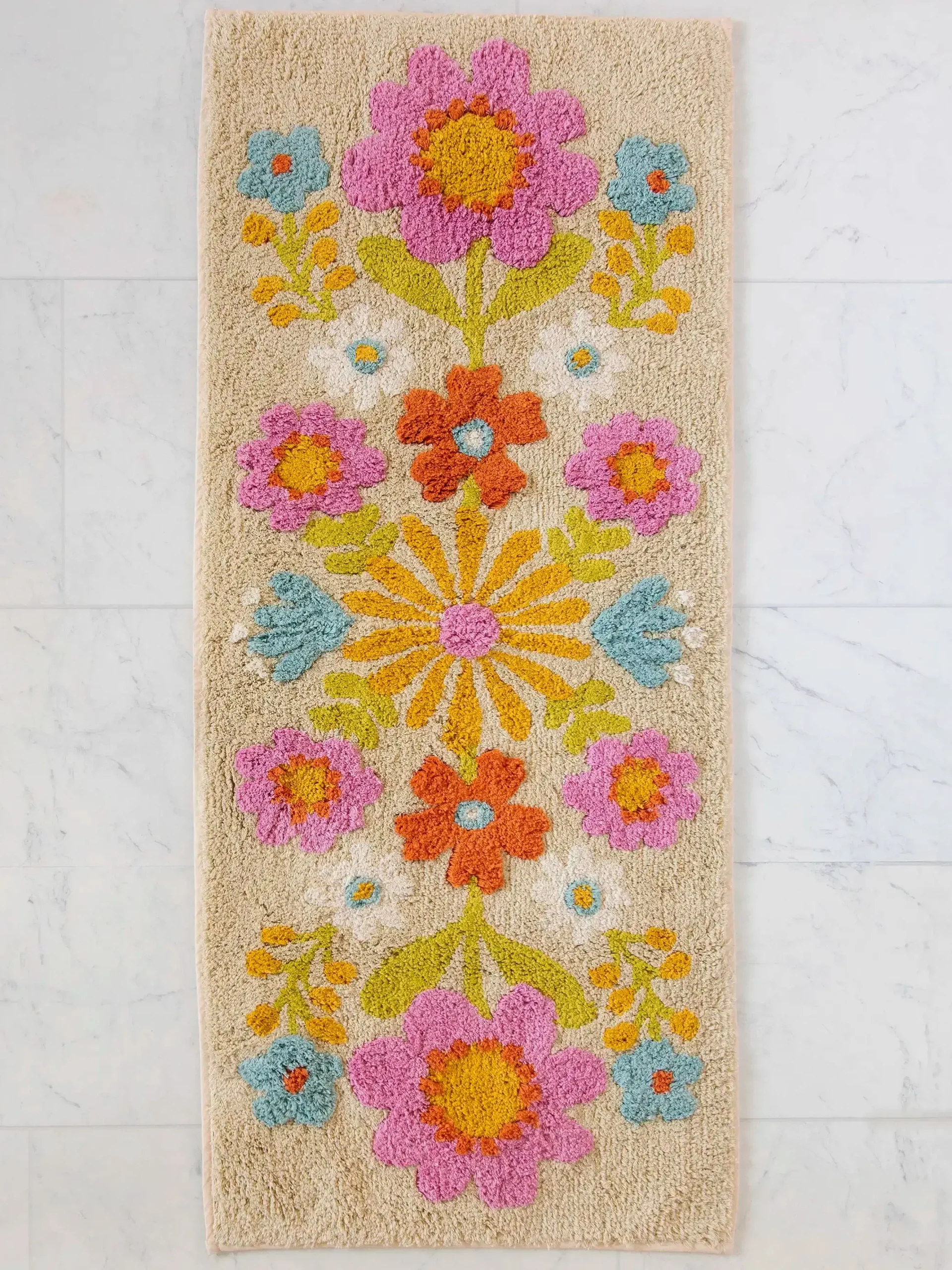 Tufted Runner Bath Mat - Tan Daisy
